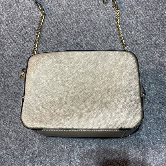 Small Purse   - Picture 1 of 6